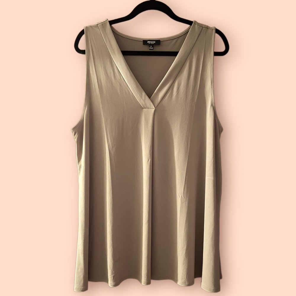 Premise Studio long sleeveless blouse